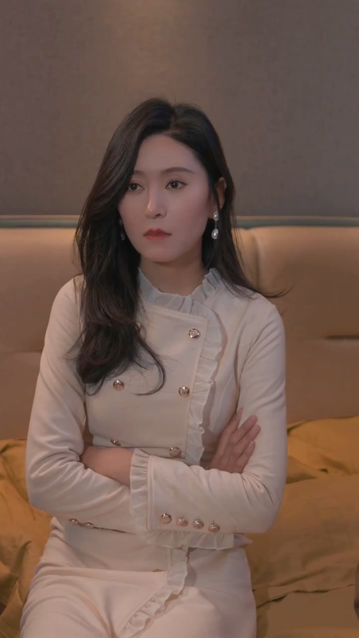 我的24歲美女總裁老婆 第01集
