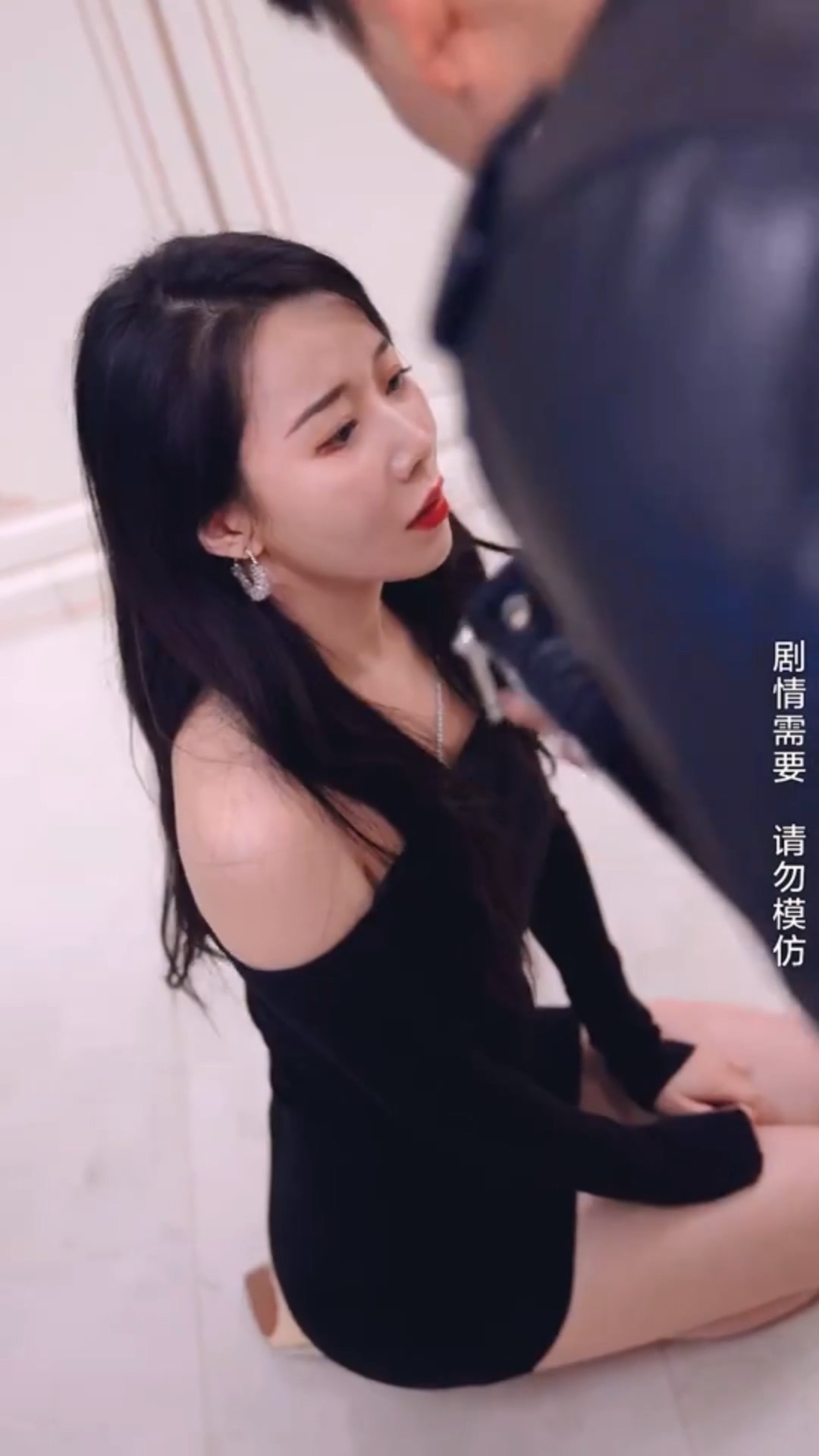最強(qiáng)保安混都市合集版 第01集(大結(jié)局)